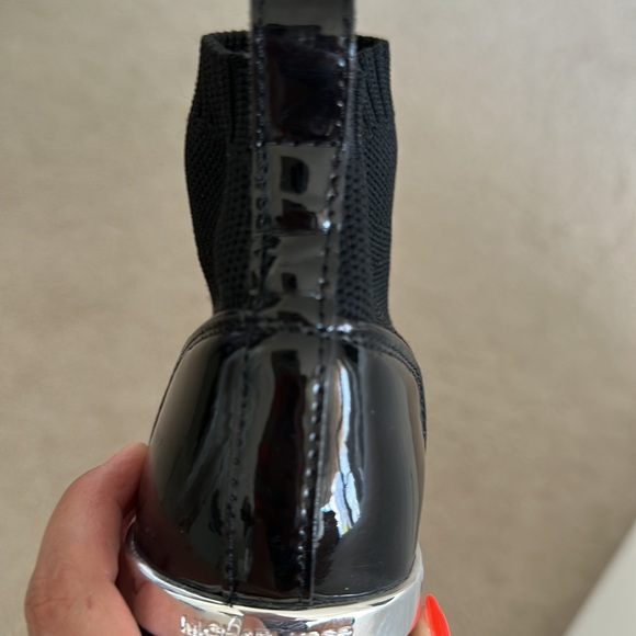 Beautiful Michael kors sneakers, excellent condition, Almost like new - Picture 8 of 10